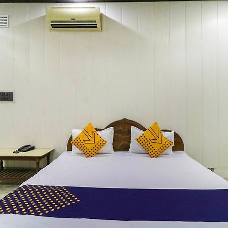 Spot On 65416 Hotel Classic Lucknow Exteriör bild